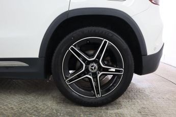 MERCEDES-BENZ GLA 1.3 GLA200h MHEV AMG Line (Executive) 7G-DCT Euro 6 (s/s) 5dr