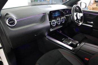 MERCEDES-BENZ GLA 1.3 GLA200h MHEV AMG Line (Executive) 7G-DCT Euro 6 (s/s) 5dr