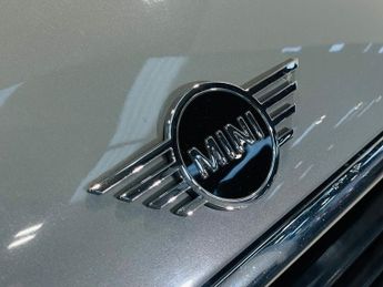 MINI CLUBMAN 1.5 Cooper Sport Estate 6dr Petrol Manual Euro 6 (s/s) (136 ps)