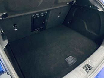 INFINITI QX30 2.2d Luxe Tech SUV 5dr Diesel DCT AWD Euro 6 (s/s) (170 ps)