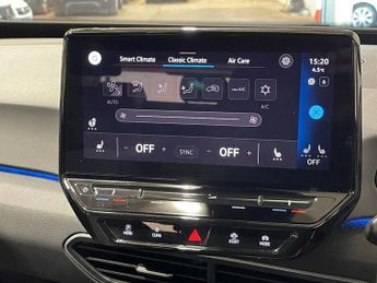 VOLKSWAGEN ID.3 Pro Performance 58kWh Life Hatchback 5dr Electric Auto (204 ps)