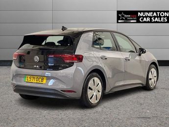 VOLKSWAGEN ID.3 Pro Performance 58kWh Life Hatchback 5dr Electric Auto (204 ps)