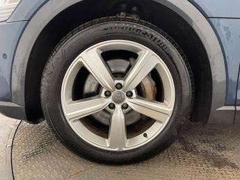 AUDI E-TRON 50 Technik SUV 5dr Electric Auto quattro 71.2kWh (313 ps)