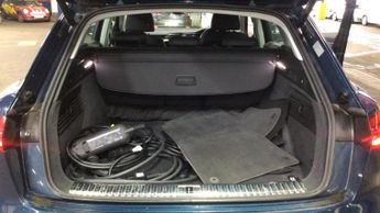 AUDI E-TRON 50 Technik SUV 5dr Electric Auto quattro 71.2kWh (313 ps)