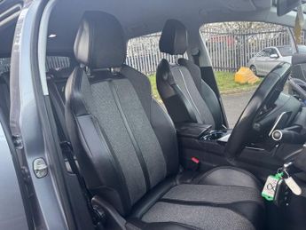 PEUGEOT 3008 1.6 BlueHDi Allure SUV 5dr Diesel EAT Euro 6 (s/s) (120 ps)