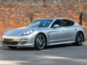 Porsche Panamera 3.6 V6 4 Hatchback 5dr Petrol PDK 4WD Euro 5 (s/s) (300 ps)