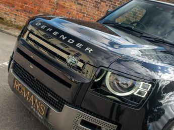 LAND ROVER DEFENDER 110 3.0 D300 MHEV X-Dynamic SE SUV 5dr Diesel Auto 4WD Euro 6 (s/s) 