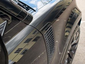 LAND ROVER DEFENDER 110 3.0 D300 MHEV X-Dynamic SE SUV 5dr Diesel Auto 4WD Euro 6 (s/s) 