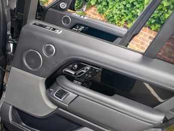 LAND ROVER RANGE ROVER 5.0 P525 V8 Fifty SUV 5dr Petrol Auto 4WD Euro 6 (s/s) (525 ps)