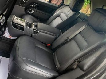 LAND ROVER RANGE ROVER 5.0 P525 V8 Fifty SUV 5dr Petrol Auto 4WD Euro 6 (s/s) (525 ps)