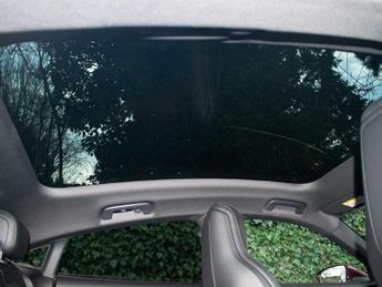 PORSCHE TAYCAN Performance Plus 93.4kWh 4S Saloon 4dr Electric Auto 4WD (11kW C