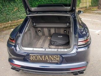 PORSCHE PANAMERA 4.0 V8 E-Hybrid 14kWh Turbo S Executive Saloon 5dr Petrol Plug-i