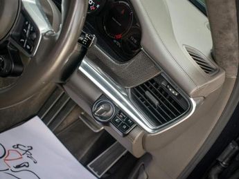 PORSCHE PANAMERA 4.0 V8 E-Hybrid 14kWh Turbo S Executive Saloon 5dr Petrol Plug-i