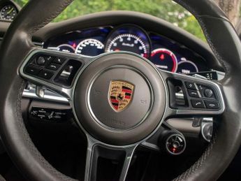PORSCHE PANAMERA 4.0 V8 E-Hybrid 14kWh Turbo S Executive Saloon 5dr Petrol Plug-i