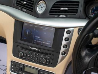 MASERATI GRANCABRIO 4.7 V8 Sport Convertible 2dr Petrol Auto Euro 5 (460 ps)