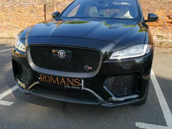 JAGUAR F-PACE 5.0 V8 SVR SUV 5dr Petrol Quickshift AWD Euro 6 (s/s) (550 ps)