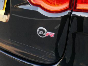 JAGUAR F-PACE 5.0 V8 SVR SUV 5dr Petrol Quickshift AWD Euro 6 (s/s) (550 ps)