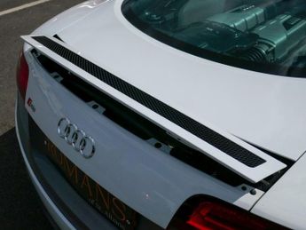 AUDI R8 5.2 FSI V10 Plus Coupe 2dr Petrol S Tronic quattro Euro 5 (550 p