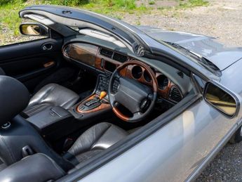JAGUAR XK8 4.0 Convertible 2dr Petrol Automatic (284 g/km, 290 bhp)