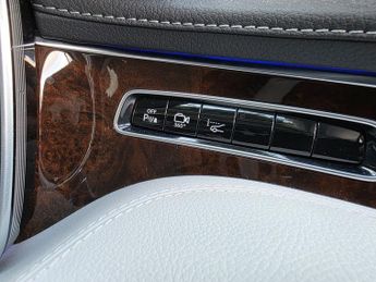 MERCEDES-BENZ S-CLASS 4.7 S500 V8 AMG Line Coupe 2dr Petrol G-Tronic Euro 6 (s/s) (455