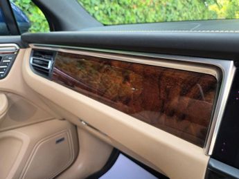 PORSCHE MACAN 2.0T SUV 5dr Petrol PDK 4WD Euro 6 (s/s) (265 ps)