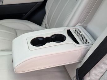 LAND ROVER RANGE ROVER SPORT 3.0 SD V6 HSE Dynamic SUV 5dr Diesel Auto 4WD Euro 6 (s/s) (306 