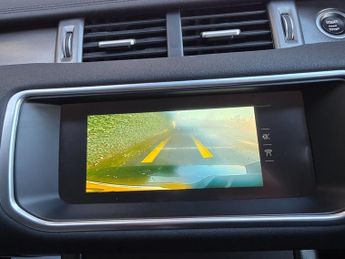 LAND ROVER RANGE ROVER EVOQUE 2.0 TD4 HSE Dynamic SUV 5dr Diesel Auto 4WD Euro 6 (s/s) (180 ps