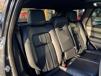 LAND ROVER RANGE ROVER SPORT 3.0 D250 MHEV HSE Silver SUV 5dr Diesel Auto 4WD Euro 6 (s/s) (2