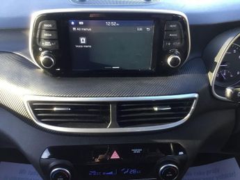 HYUNDAI TUCSON 1.6 GDi S Connect SUV 5dr Petrol Manual Euro 6 (s/s) (132 ps)
