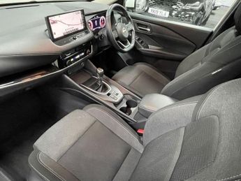 NISSAN QASHQAI 1.3 DIG-T MHEV N-Connecta SUV 5dr Petrol Hybrid Manual Euro 6 (s