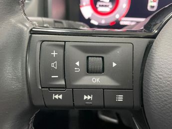 NISSAN QASHQAI 1.3 DIG-T MHEV N-Connecta SUV 5dr Petrol Hybrid Manual Euro 6 (s