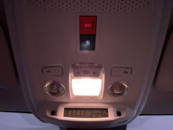 PEUGEOT E-208 50kWh Allure Premium + Hatchback 5dr Electric Auto (7.4kW Charge