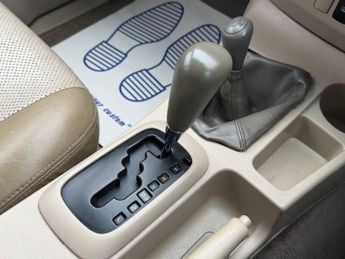 TOYOTA HILUX 3.0 D-4D G Pickup 4dr Diesel Automatic 4WD