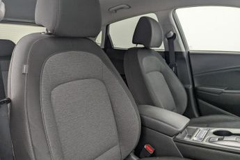 HYUNDAI KONA 64kWh Premium SUV 5dr Electric Auto (10.5kW Charger) (204 ps)