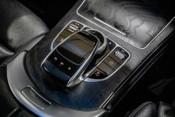 MERCEDES-BENZ GLC 2.1 GLC250d AMG Line (Premium Plus) Coupe 5dr Diesel G-Tronic 4M