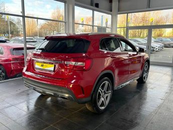 MERCEDES-BENZ GLA 2.1 GLA200d AMG Line (Executive) SUV 5dr Diesel 7G-DCT 4MATIC Eu