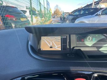 RENAULT GRAND SCENIC 1.5 dCi Dynamique TomTom MPV 5dr Diesel EDC Euro 5 (110 ps)