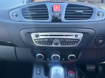 RENAULT GRAND SCENIC 1.5 dCi Dynamique TomTom MPV 5dr Diesel EDC Euro 5 (110 ps)