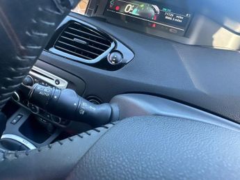 RENAULT GRAND SCENIC 1.5 dCi Dynamique TomTom MPV 5dr Diesel EDC Euro 5 (110 ps)