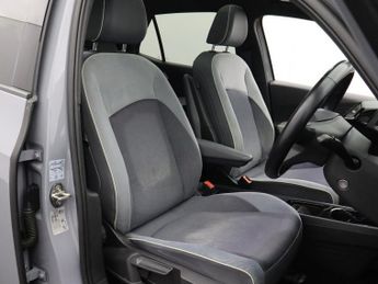 VOLKSWAGEN ID.3 Pro Performance 58kWh Tech Hatchback 5dr Electric Auto (204 ps)