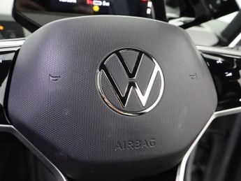 VOLKSWAGEN ID.3 Pro Performance 58kWh Tech Hatchback 5dr Electric Auto (204 ps)
