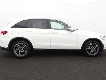 MERCEDES-BENZ GLC 2.0 GLC220d AMG Line SUV 5dr Diesel G-Tronic+ 4MATIC Euro 6 (s/s