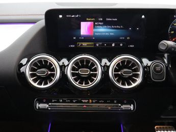 MERCEDES-BENZ EQA EQA 350 66.5kWh AMG Line (Premium) SUV 5dr Electric Auto 4MATIC 