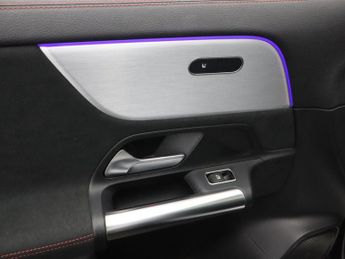 MERCEDES-BENZ EQA EQA 350 66.5kWh AMG Line (Premium) SUV 5dr Electric Auto 4MATIC 