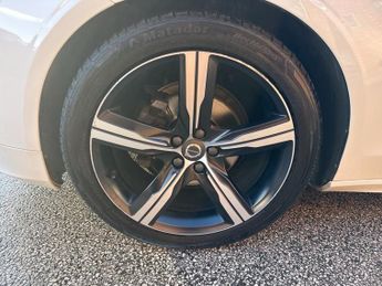 VOLVO V90 2.0 D4 R-Design Plus Estate 5dr Diesel Auto Euro 6 (s/s) (190 ps