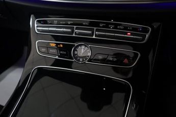 MERCEDES-BENZ E-CLASS 2.0 E220d AMG Line (Premium Plus) Estate 5dr Diesel G-Tronic+ Eu