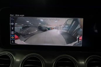 MERCEDES-BENZ E-CLASS 2.0 E220d AMG Line (Premium Plus) Estate 5dr Diesel G-Tronic+ Eu