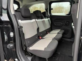 CITROEN E-BERLINGO 52kWh PLUS XL MPV 5dr Electric Auto (7.4kW Charger) (136 ps)