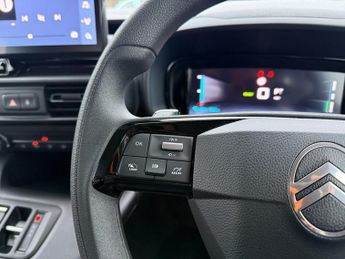 CITROEN E-BERLINGO 52kWh PLUS XL MPV 5dr Electric Auto (7.4kW Charger) (136 ps)