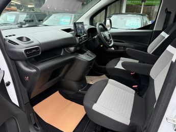 CITROEN E-BERLINGO 52kWh PLUS XL MPV 5dr Electric Auto (7.4kW Charger) (136 ps)